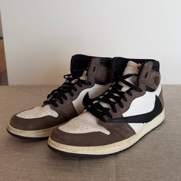 Travis Scott x Jordan 1 Retro High OG \'Mocha\' Nike Size 12 main image 4